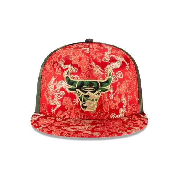 New Era Chicago Bulls Dragon Satin 59Fifty Fitted Hat - Image 7
