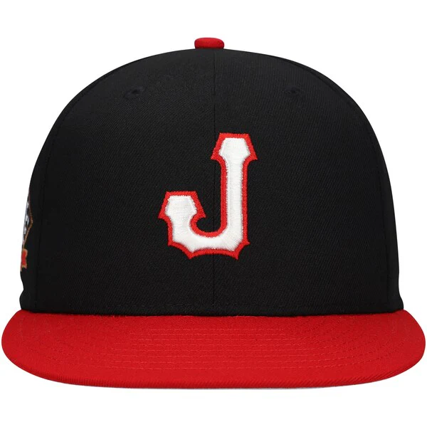 Rings & Crwns  Jacksonville Red Caps Team Fitted Hat - Black/Red - Image 2