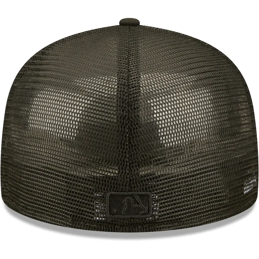 New Era Arizona Diamondbacks Blackout Trucker 59FIFTY Fitted Hat - Image 3
