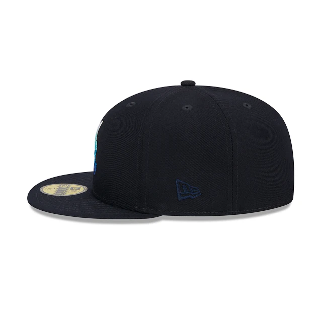 New Era Atlanta Braves Metallic Gradient 2023 59FIFTY Fitted Hat - Image 4