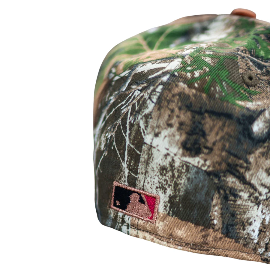 New Era Baltimore Orioles 20th Anniversary Realtree Camo/Rust Orange 59FIFTY Fitted Hat - Image 4