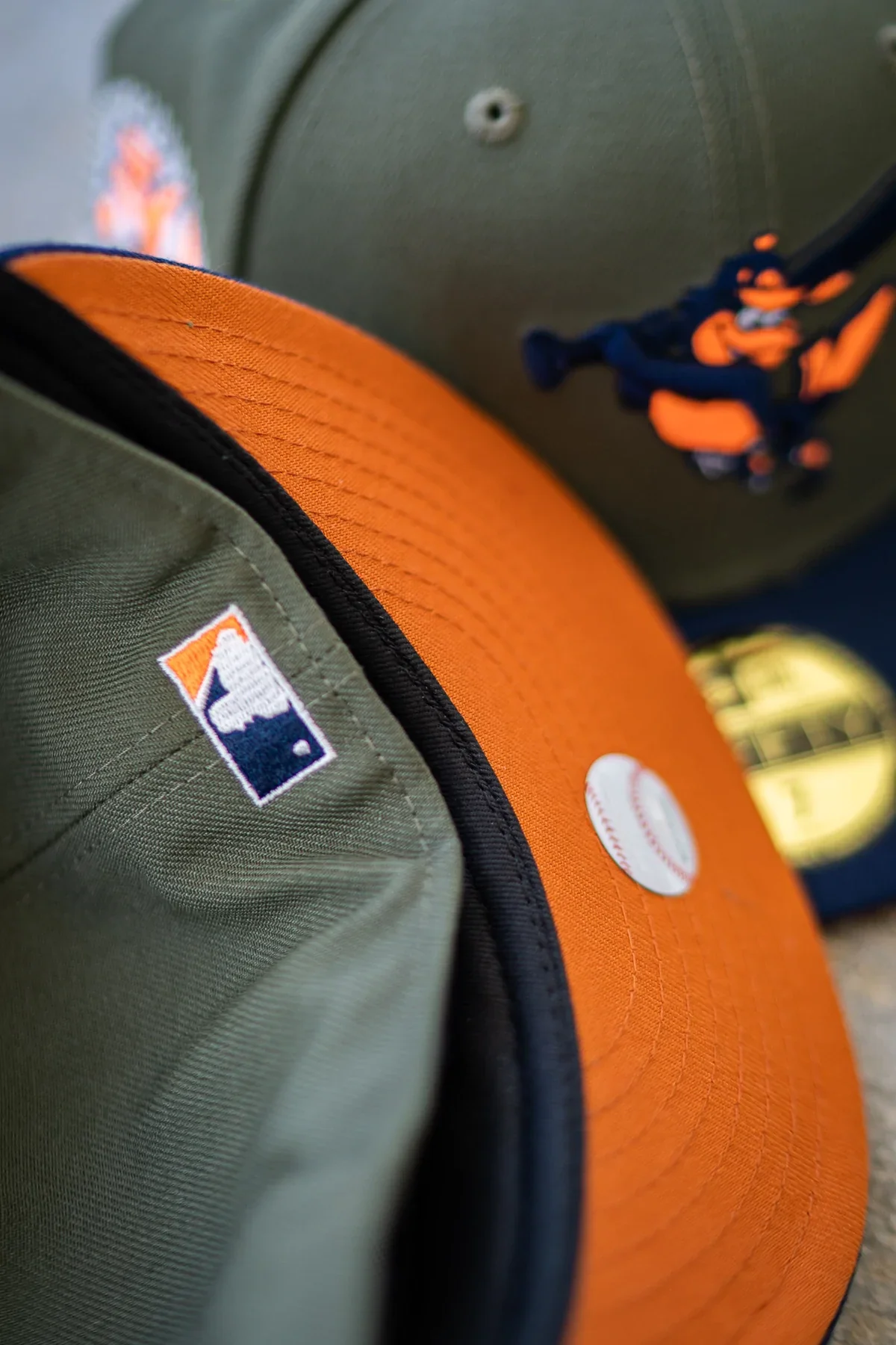 New Era Baltimore Orioles Olive/Navy 50th Anniversary Rust UV 59FIFTY Fitted Hat - Image 4