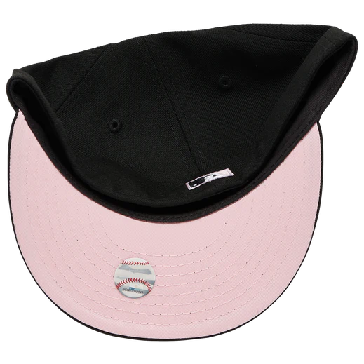 New Era Boston Red Sox Black/Pink Rose 59FIFTY Fitted Hat - Image 2