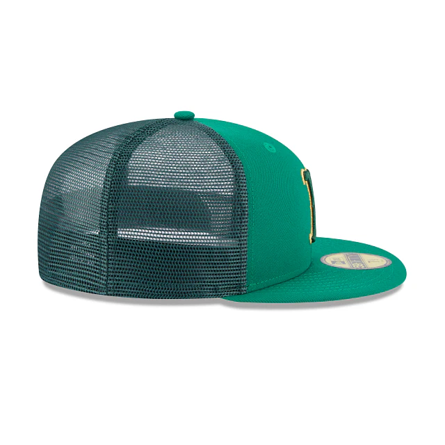 New Era Boston Red Sox St. Patrick's Day 2023 59FIFTY Fitted Hat - Image 5