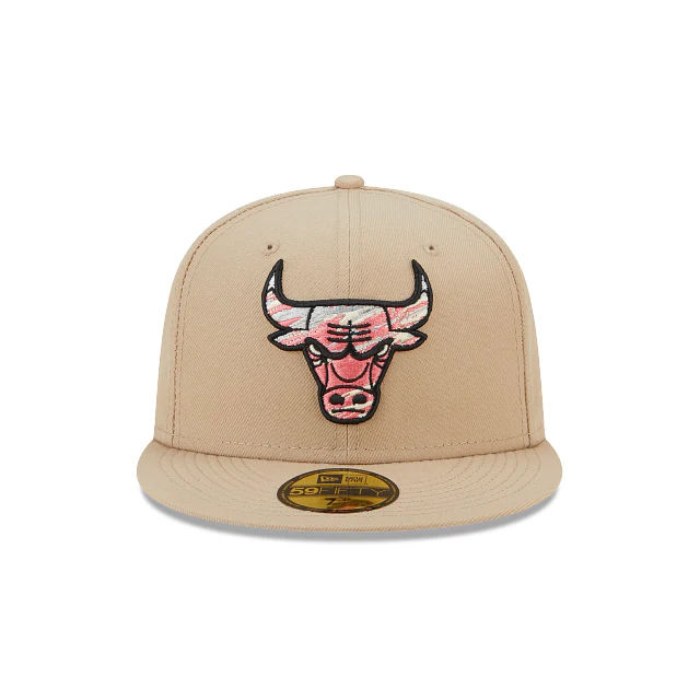 New Era Chicago Bulls Team 2023 Neon 59FIFTY Fitted Hat - Image 2