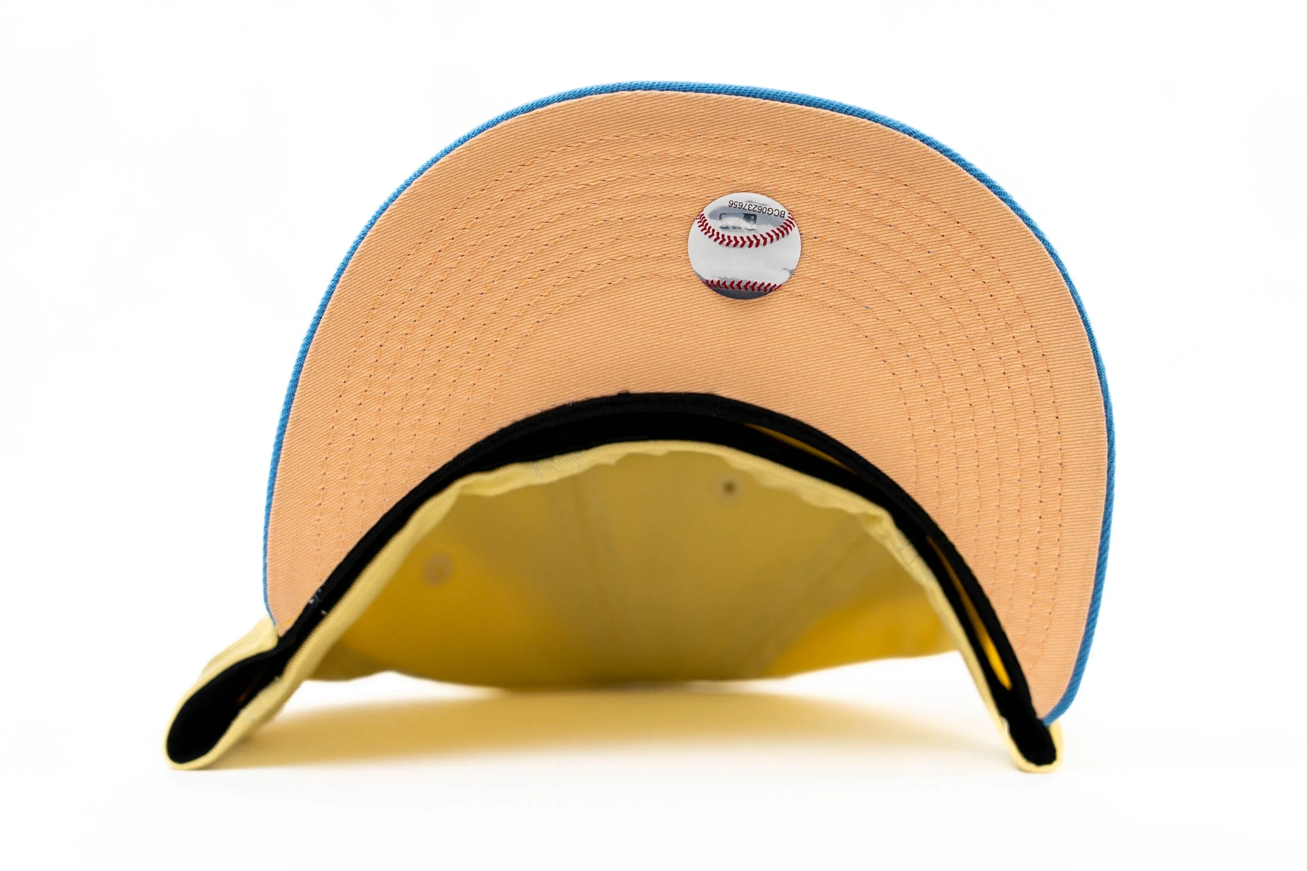 New Era Florida Marlins Soft yellow/Peach 19th Anniversary 59FIFTY Fitted Hat - Image 7