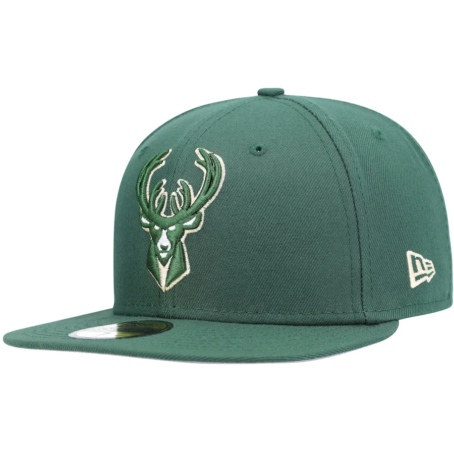 New Era Hunter Green Milwaukee Bucks Team Logoman 59FIFTY Fitted Hat - Image 2