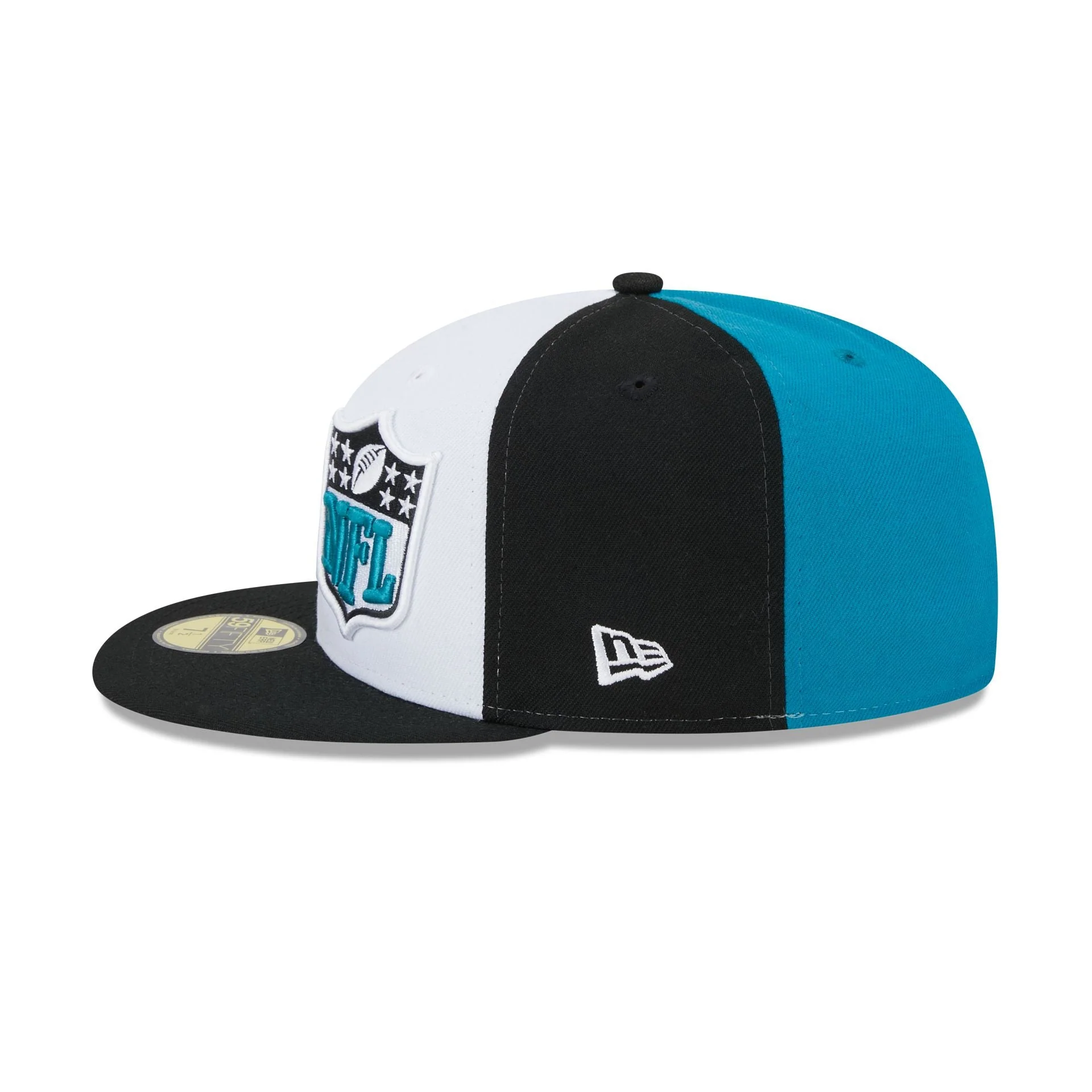 New Era Jacksonville Jaguars 2023 Sideline 59FIFTY Fitted Hat - Image 4