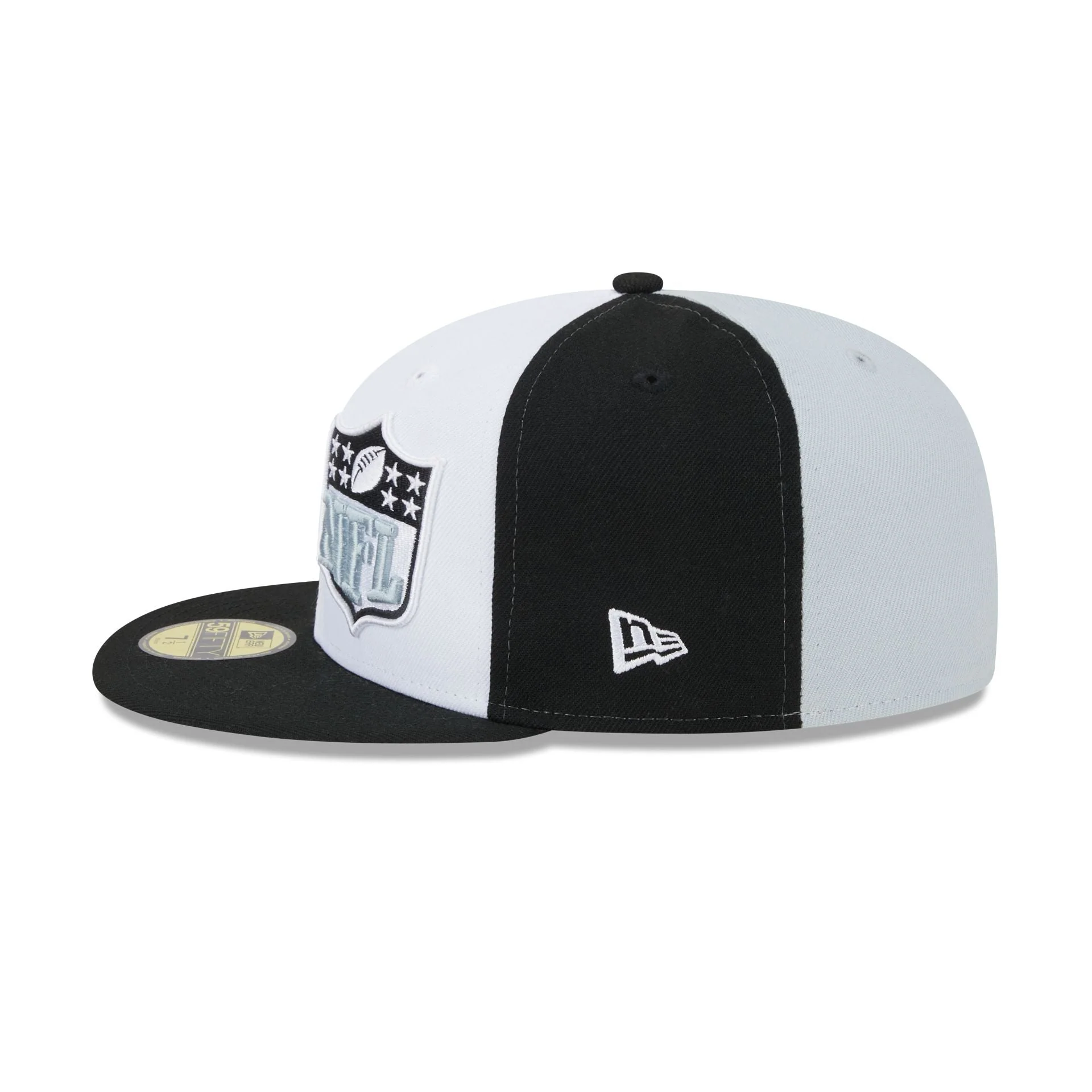 New Era Las Vegas Raiders 2023 Sideline 59FIFTY Fitted Hat - Image 4