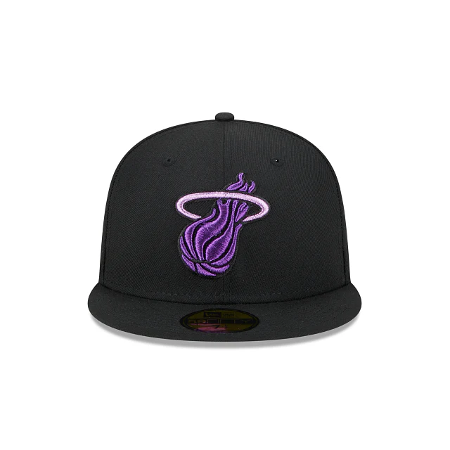 New Era Miami Heat Metallic Pop 2023 59FIFTY Fitted Hat - Image 2