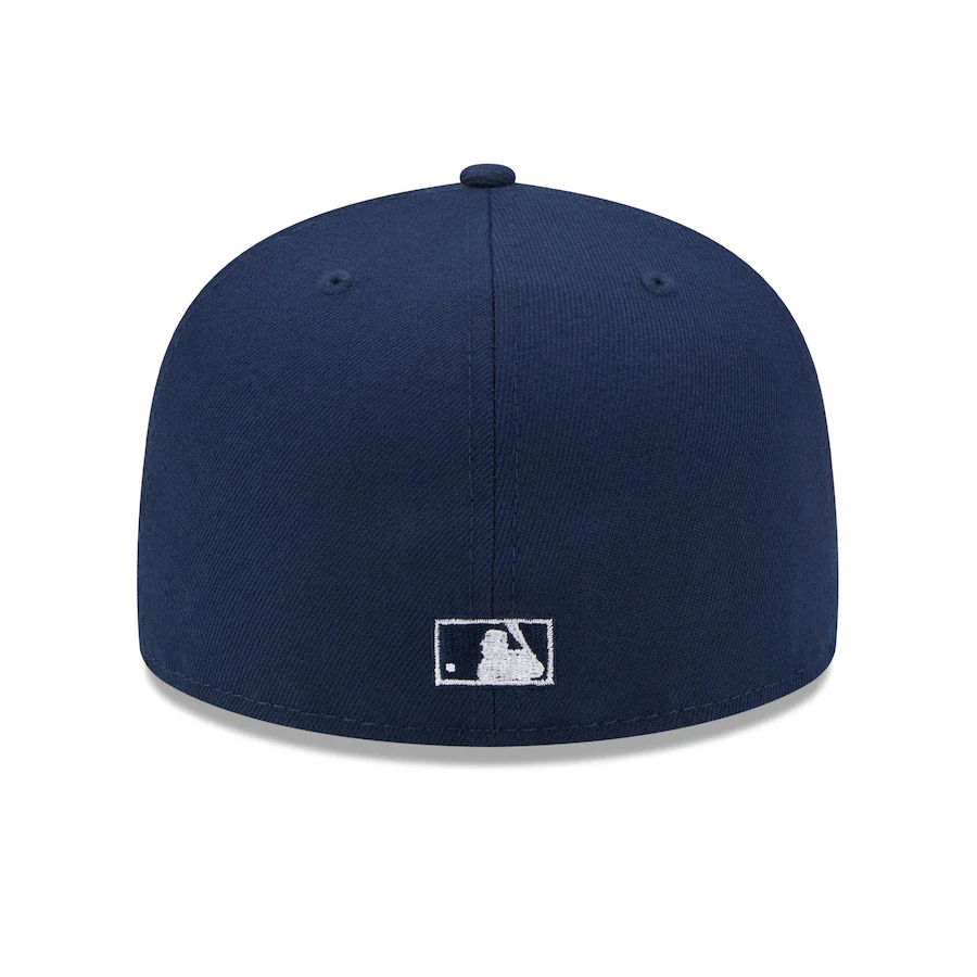 New Era Montreal Expos Navy Oceanside Green Undervisor 59FIFTY Fitted Hat - Image 3