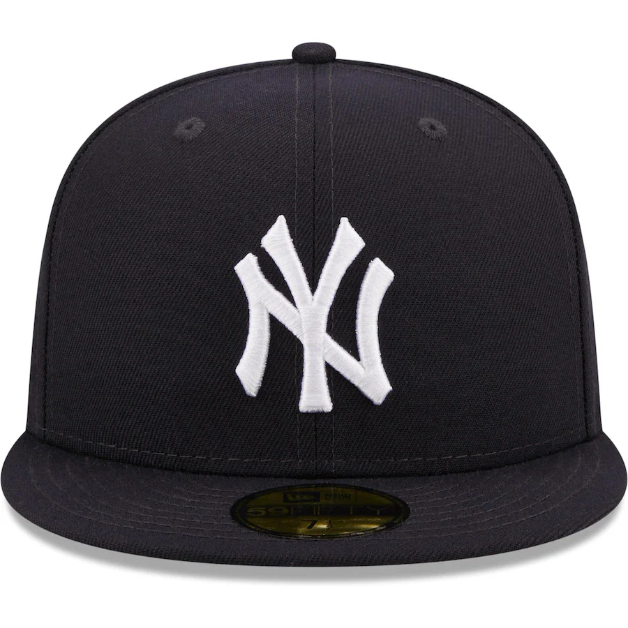 New Era Navy New York Yankees Logo Side 59FIFTY Fitted Hat - Image 2