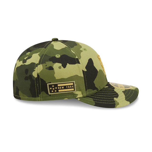 New Era  New York Mets 2022 Armed Forces Day Low Profile 59FIFTY Fitted Hat - Image 4