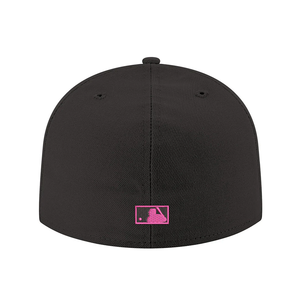 New Era New York Yankees Bubblegum 59FIFTY Fitted Hat - Image 4