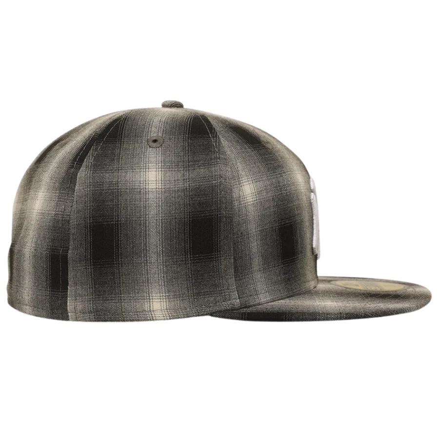 New Era New York Yankees Black & White 'Full Plaid' 59FIFTY Fitted Hat - Image 4
