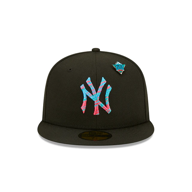 New Era New York Yankees Mountain Peak 59FIFTY Fitted Hat - Image 2