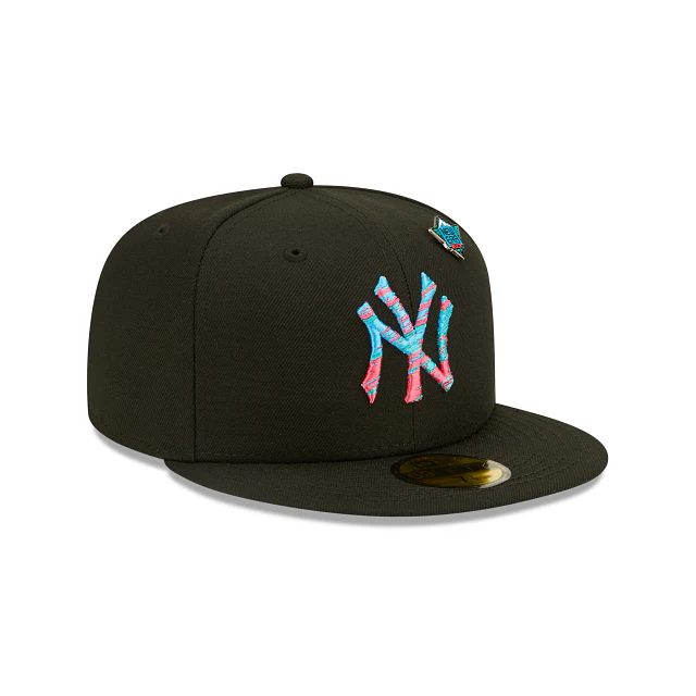 New Era New York Yankees Mountain Peak 59FIFTY Fitted Hat - Image 3