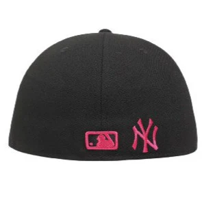 New Era New York Yankees 'Pink Camo' Undervisor 59FIFTY Fitted Hat - Image 2