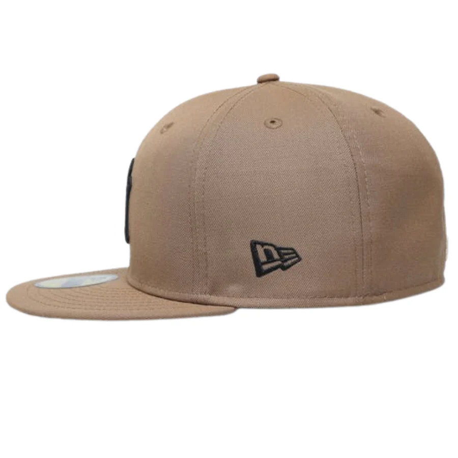 New Era New York Yankees Wheat/Black 59FIFTY Fitted Hat - Image 3