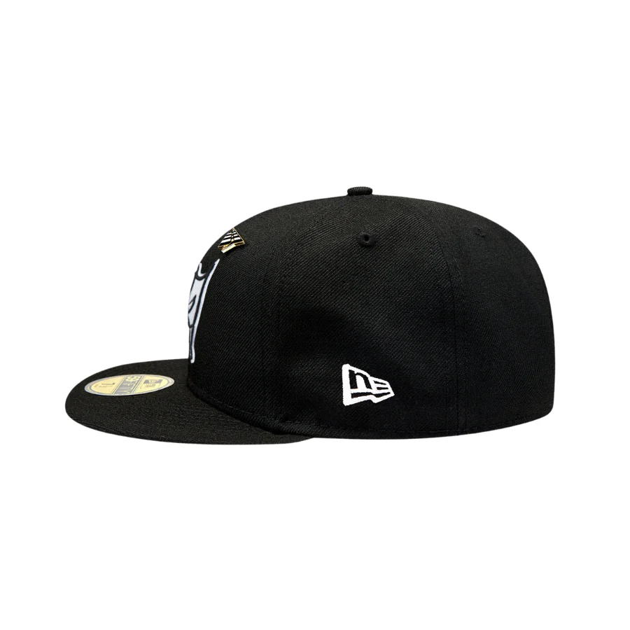 New Era Paper Planes x Tampa Bay Buccaneers 59FIFTY Fitted Hat - Image 4