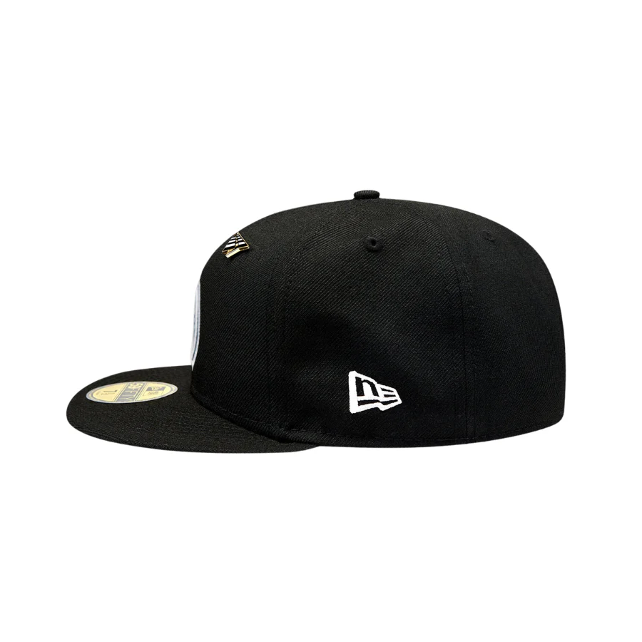 New Era Paper Planes x Washington Commanders 59FIFTY Fitted Hat - Image 4