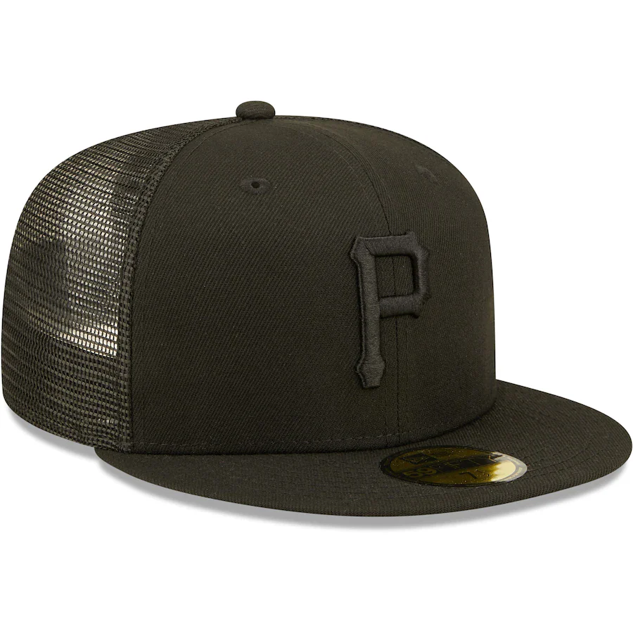 New Era Pittsburgh Pirates Blackout Trucker 59FIFTY Fitted Hat - Image 4