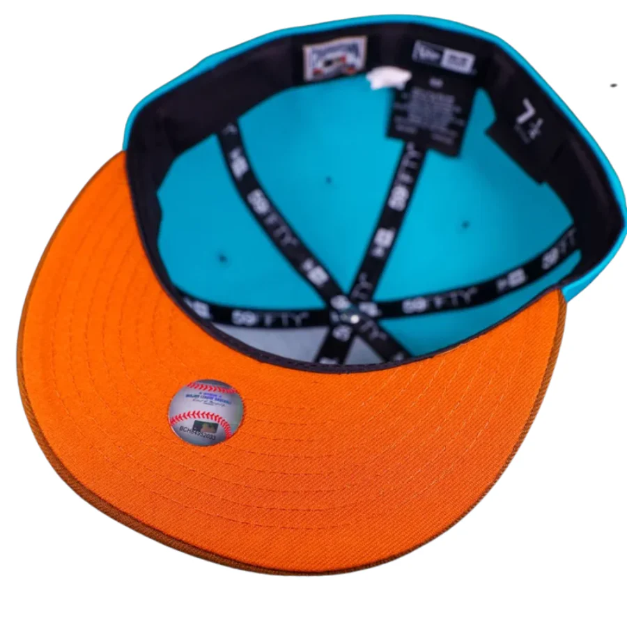 New Era Seattle Mariners 30th Anniversary Teal/Toasted Peanut 59FIFTY Fitted Cap - Image 2