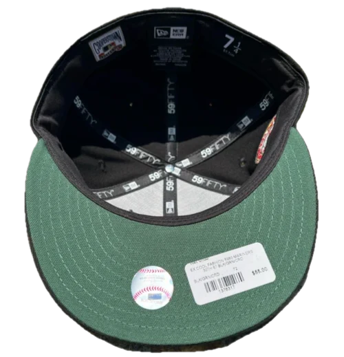 New Era Seattle Mariners Black/Copper/Red 30th Anniversay Crossover 59FIFTY Fitted Hat - Image 2