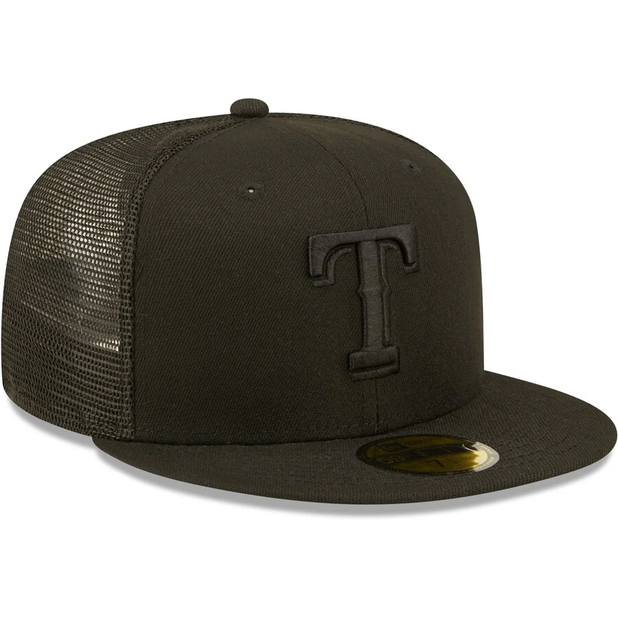 New Era Texas Rangers Blackout Trucker 59FIFTY Fitted Hat - Image 4