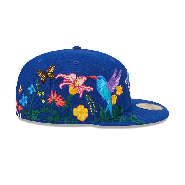 New Era Toronto Blue Jays Blooming 2022 59FIFTY Fitted Hat - Image 4