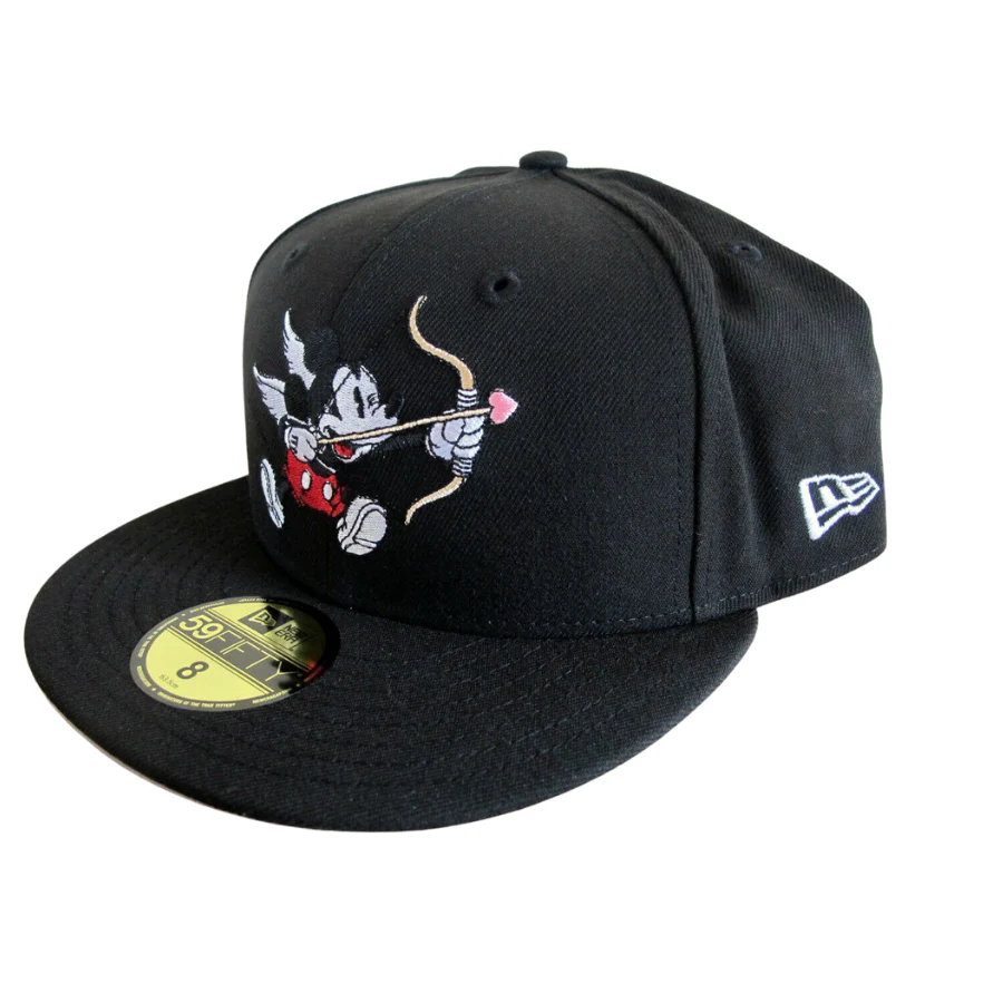 New Era x Disney Mickey Mouse Valentine's Day 59FIFTY Fitted Hat - Image 5