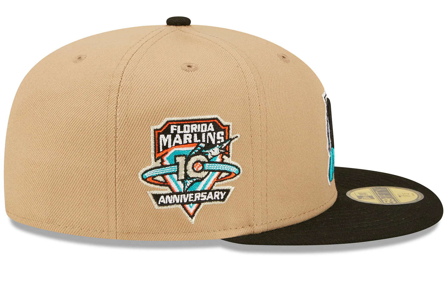 New Era x Lids HD  Florida Marlins Classic Camel 2022 59FIFTY Fitted Cap - Image 3